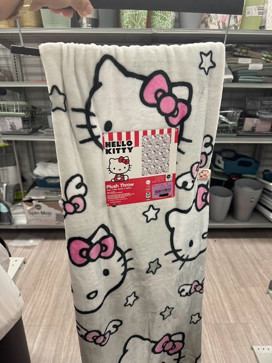 hellokitty blanket