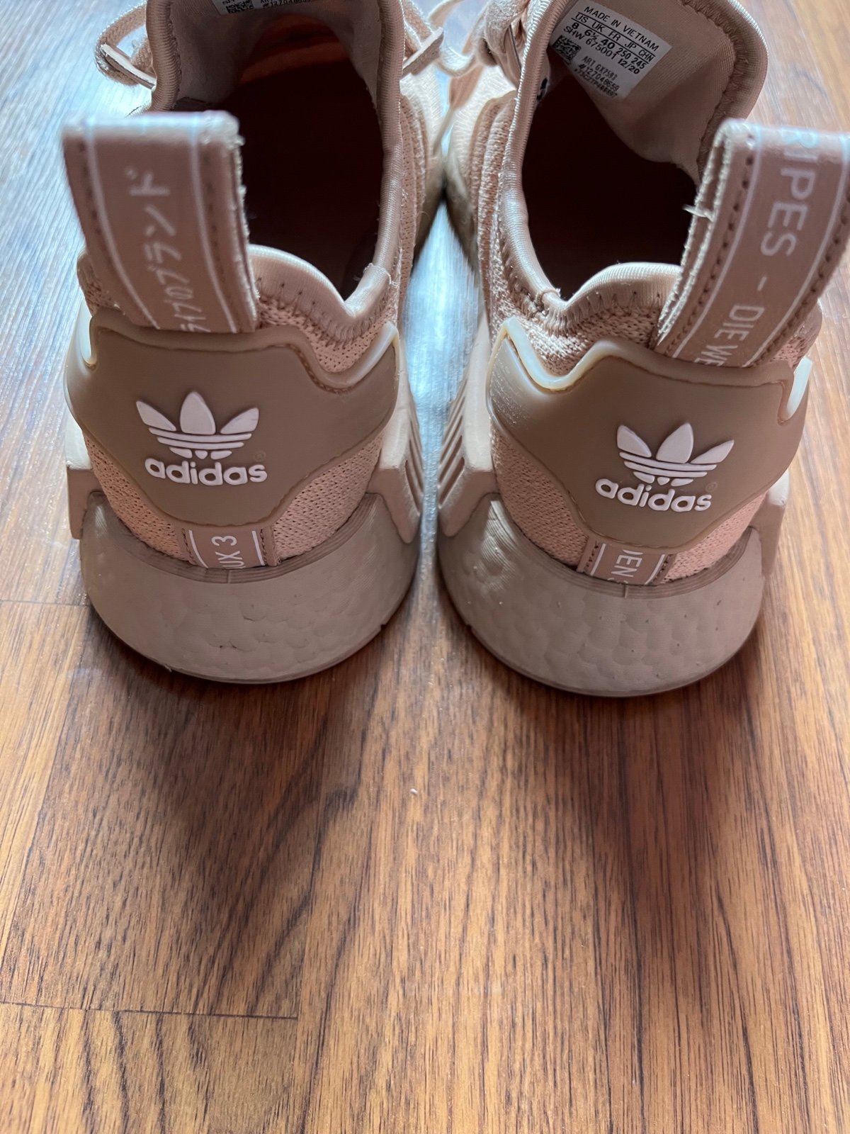 Adidas NMD_R1 Pink Women’s Size 8 100% Authentic