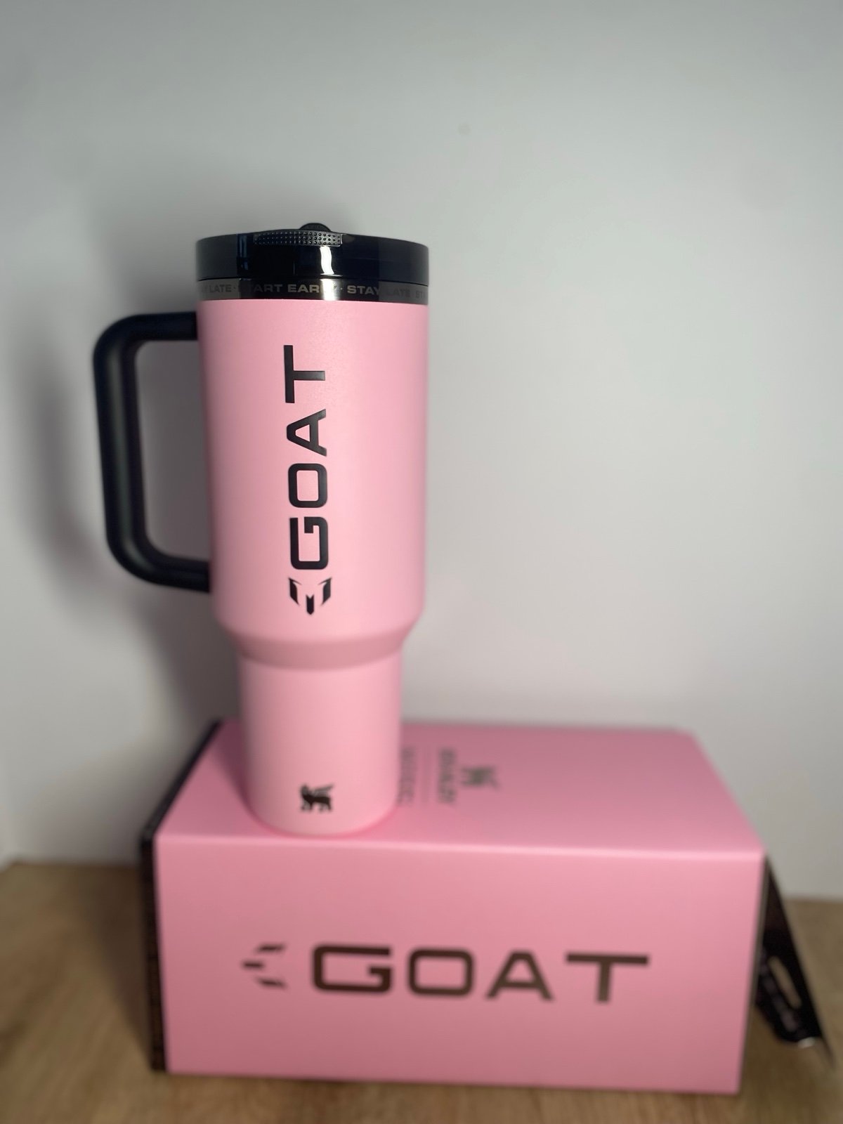 New! Stanley x Messi “The Goat” 40oz Tumbler Flip Straw