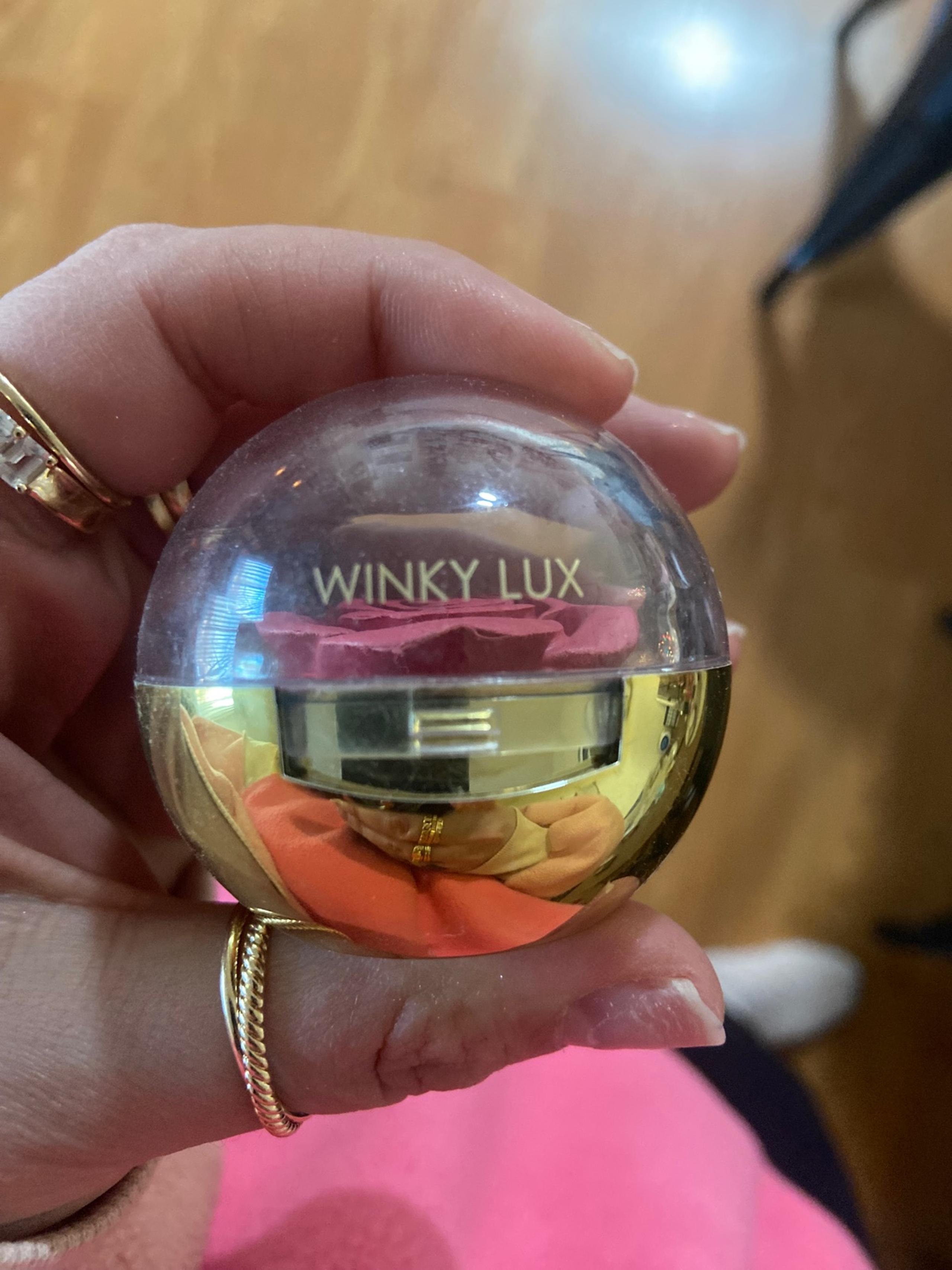 Winky Liz blush