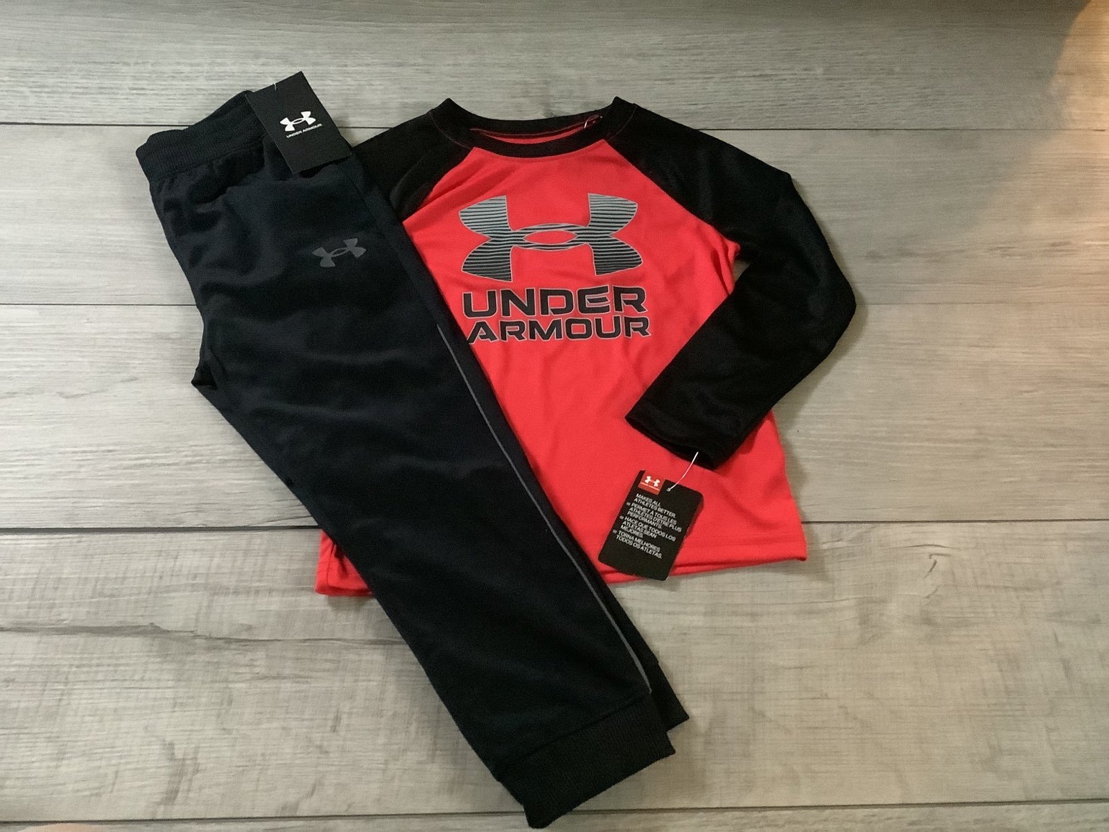Under Armour boys red/black l/s shirt & bottoms size 4( NWT)~PRICE IS FIRM