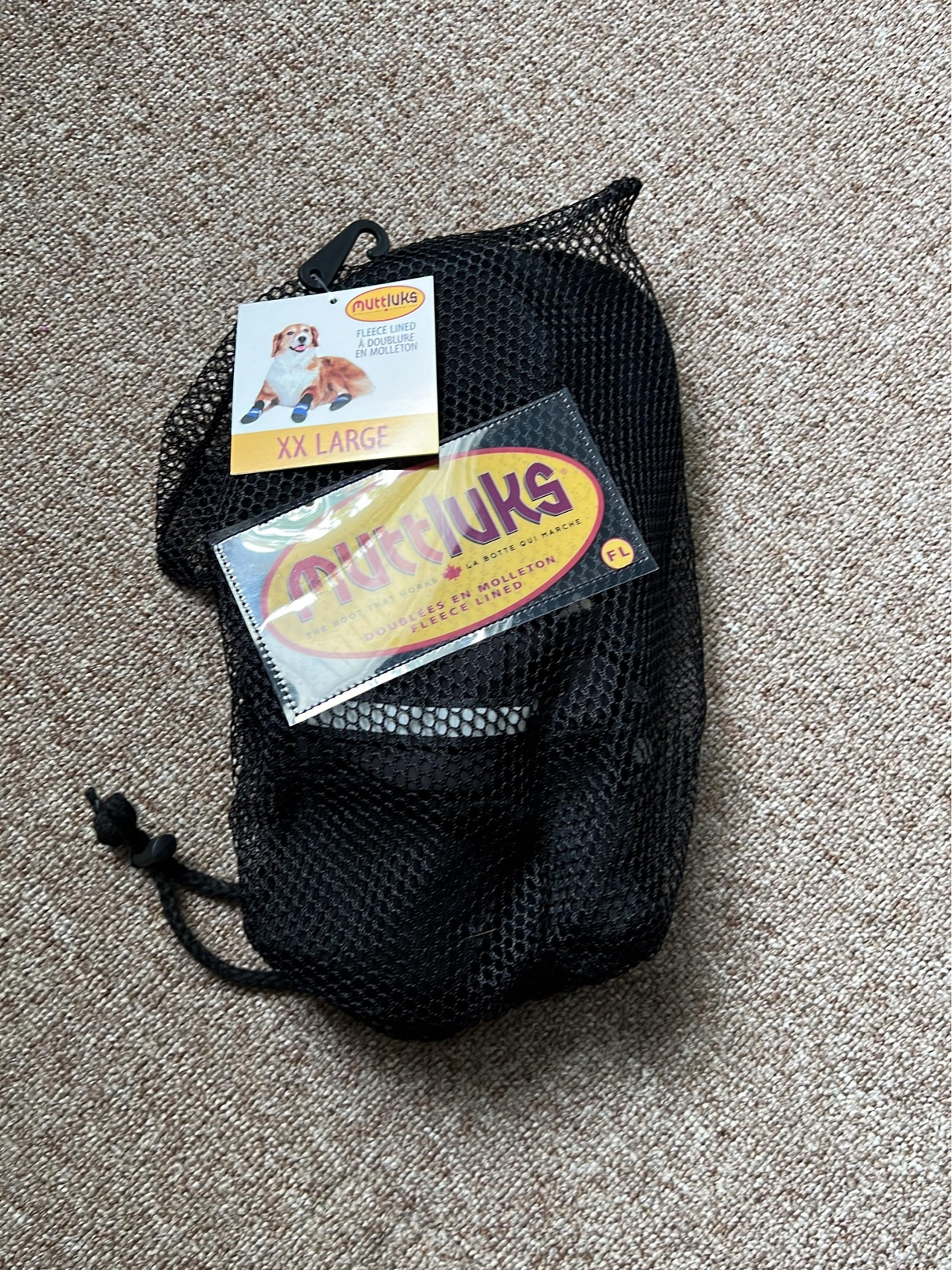 Muttluks XXL Dog Boots for Winter Black