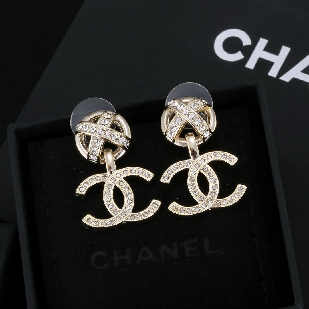 Rhinestone earrings