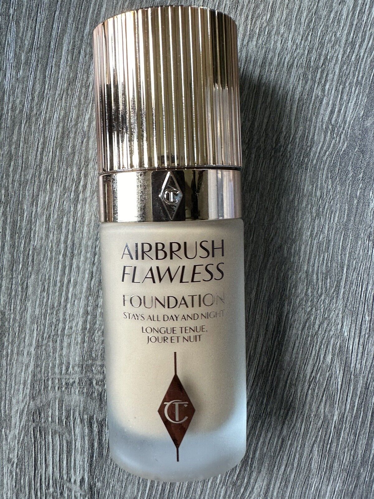 Charlotte Tilbury Airbrush Flawless Foundation - 8 WARM - Full Size 1 oz NWOB