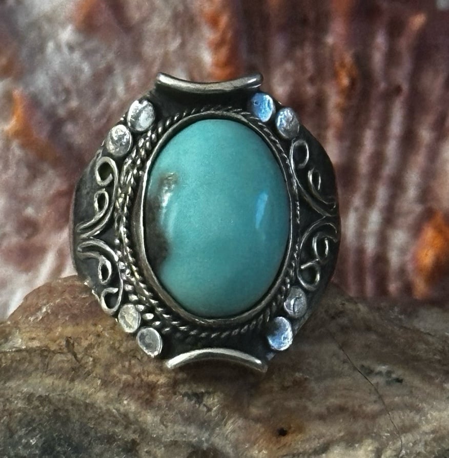 Turquoise Saddleback Sterling Silver Ring