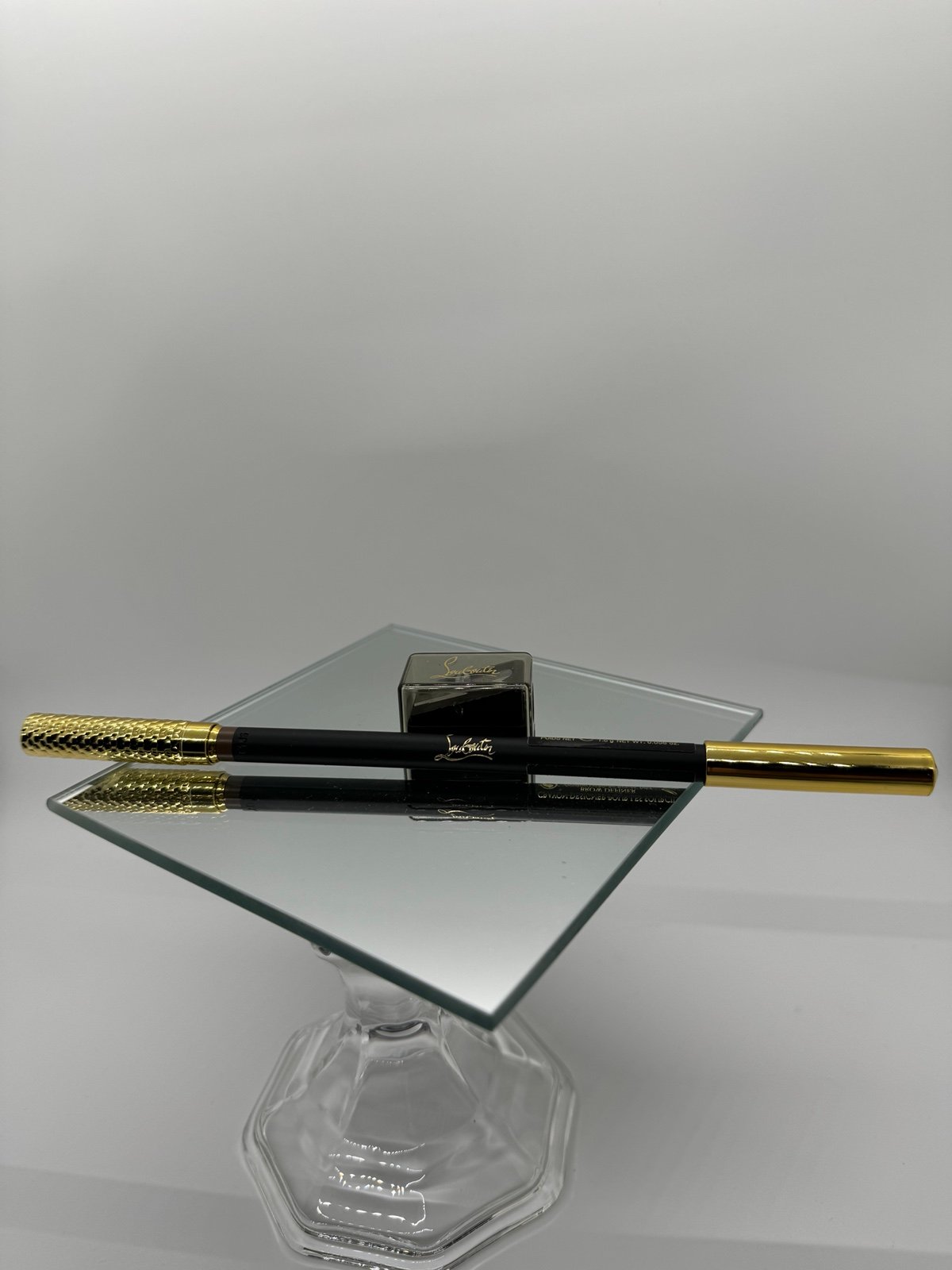 Christian Louboutin Brow Definer & Sharpener