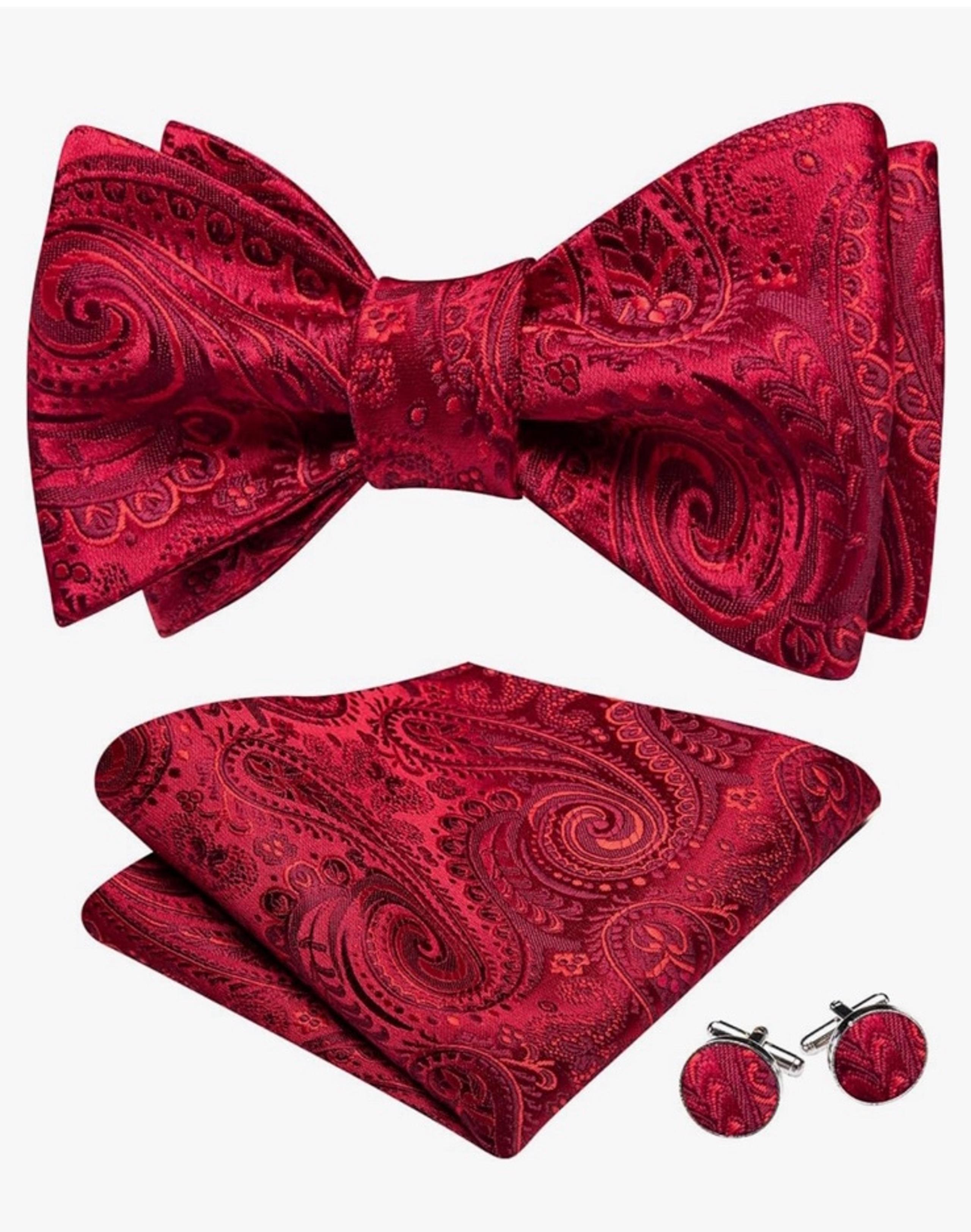 Men’s bow tie cuff links set