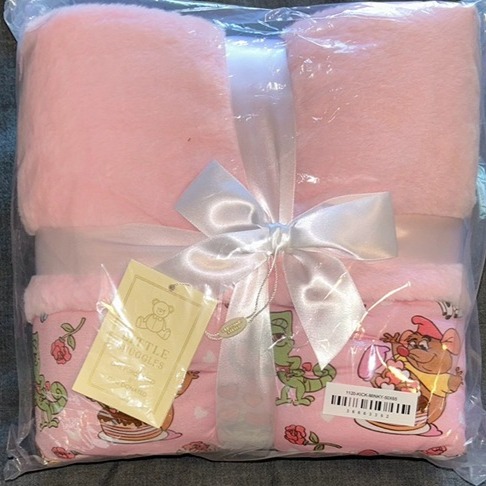 *FREE SHIPPING* Little Snuggles Sweet Sidekicks Bamboo and Minky Blanket