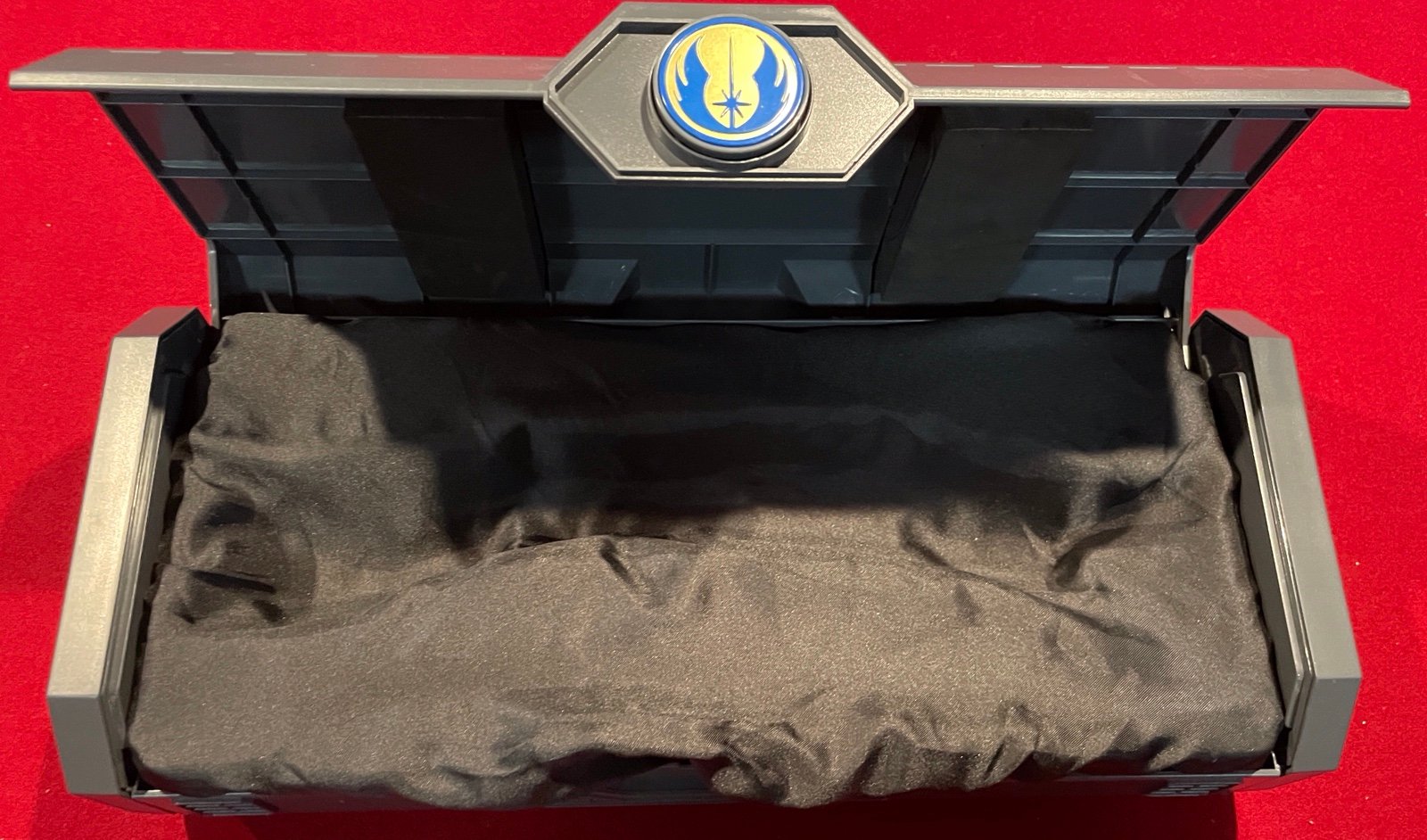 Disney’s Galaxies Edge Count Dooku Jedi Master Light Sabre (case only)