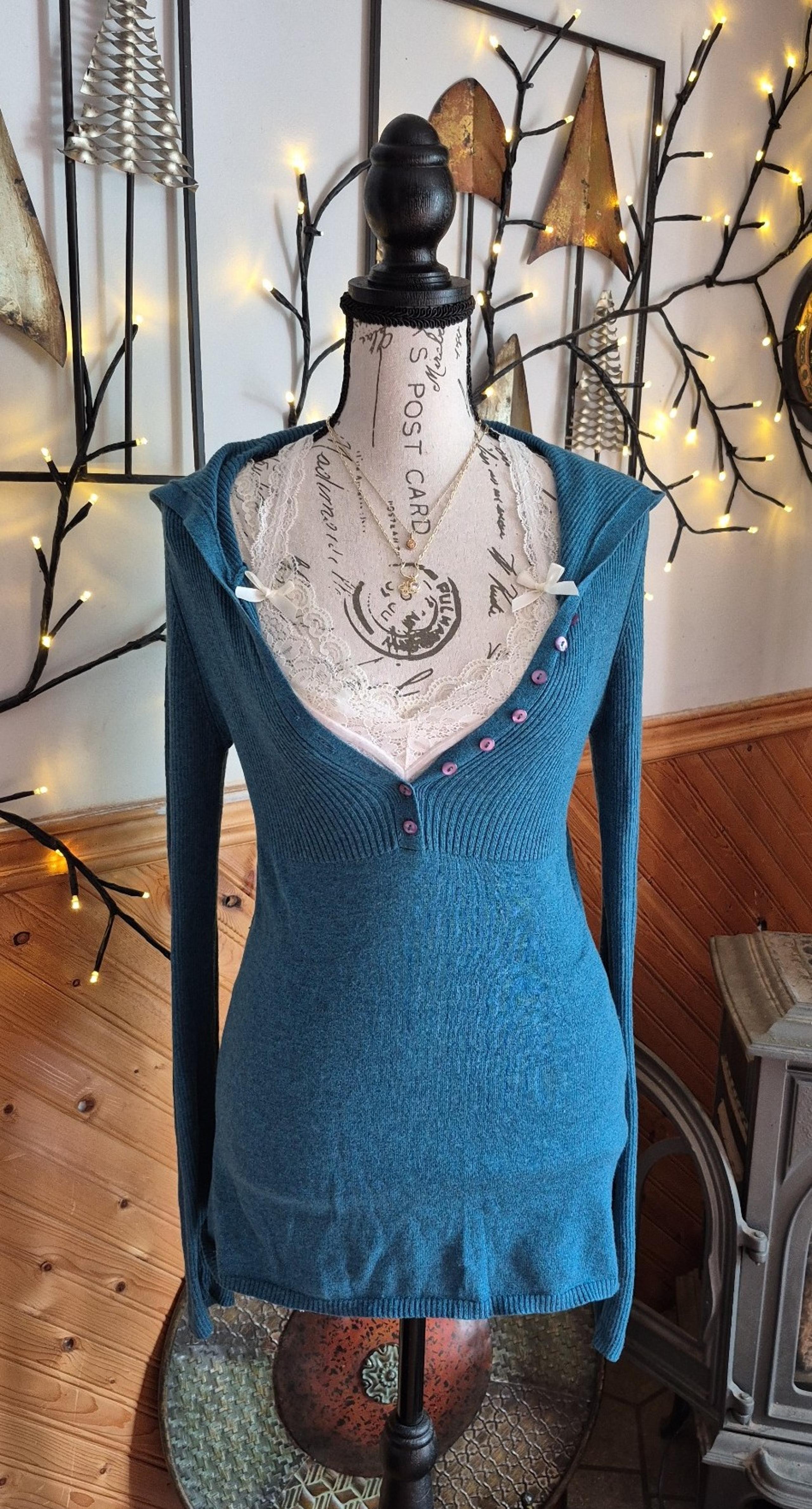 ♡Y2k♡NWT Aeropostale babydoll long sleeve hooded button down henley sweater top