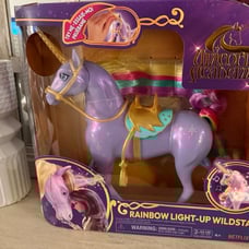 Unicorn Academy Rainbow Light-Up Wildstar