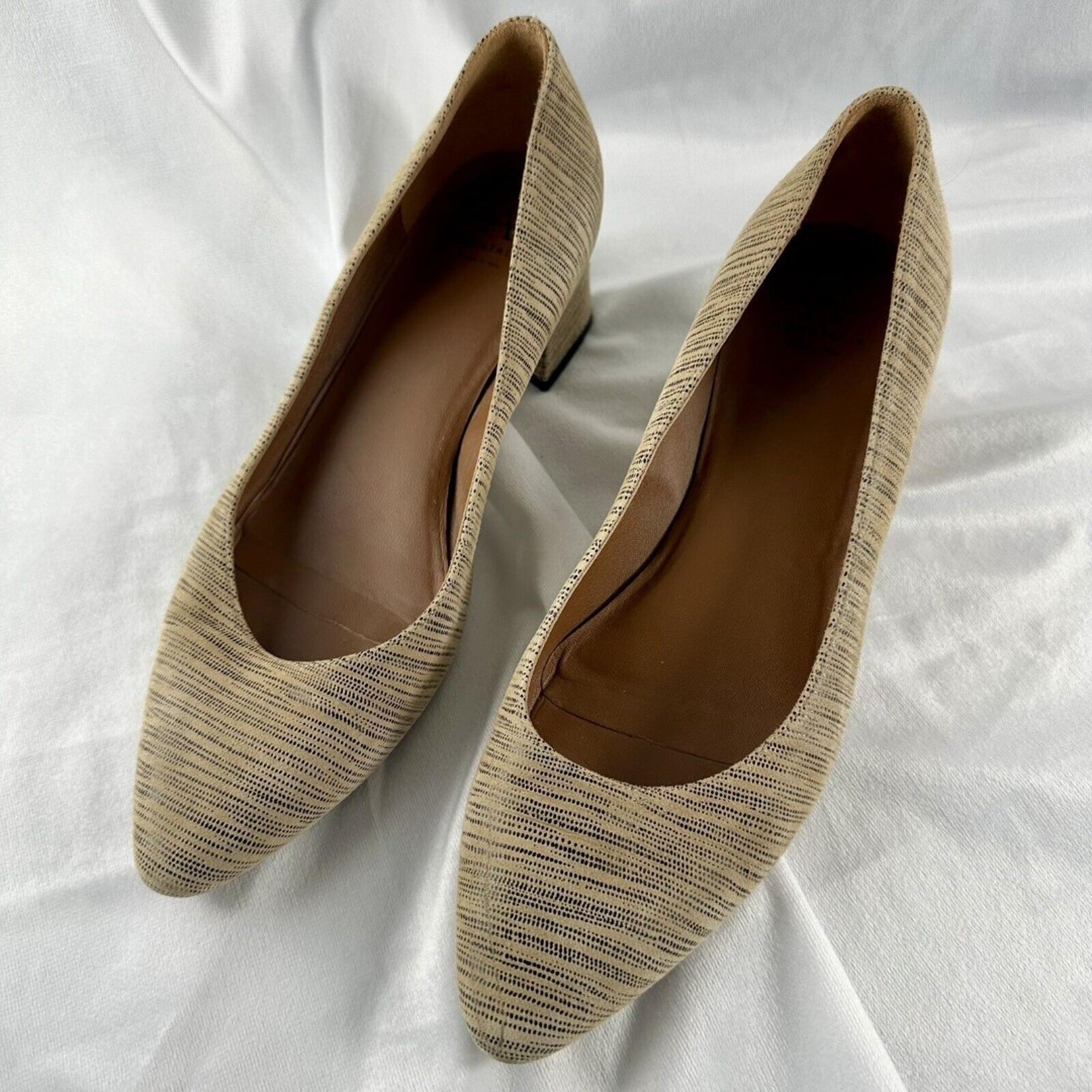 AQUATALIA  Phoebe Ran Nubuck Leather Heels Pumps Sz 6
