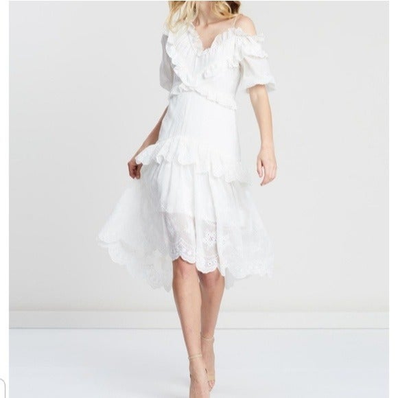 Elliatt Manor Dress in White NWT Midi Dress