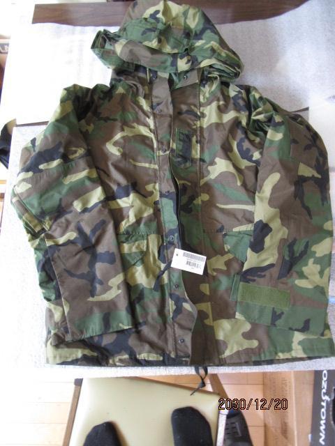 New TAG M-S TEENIER Gortex parka