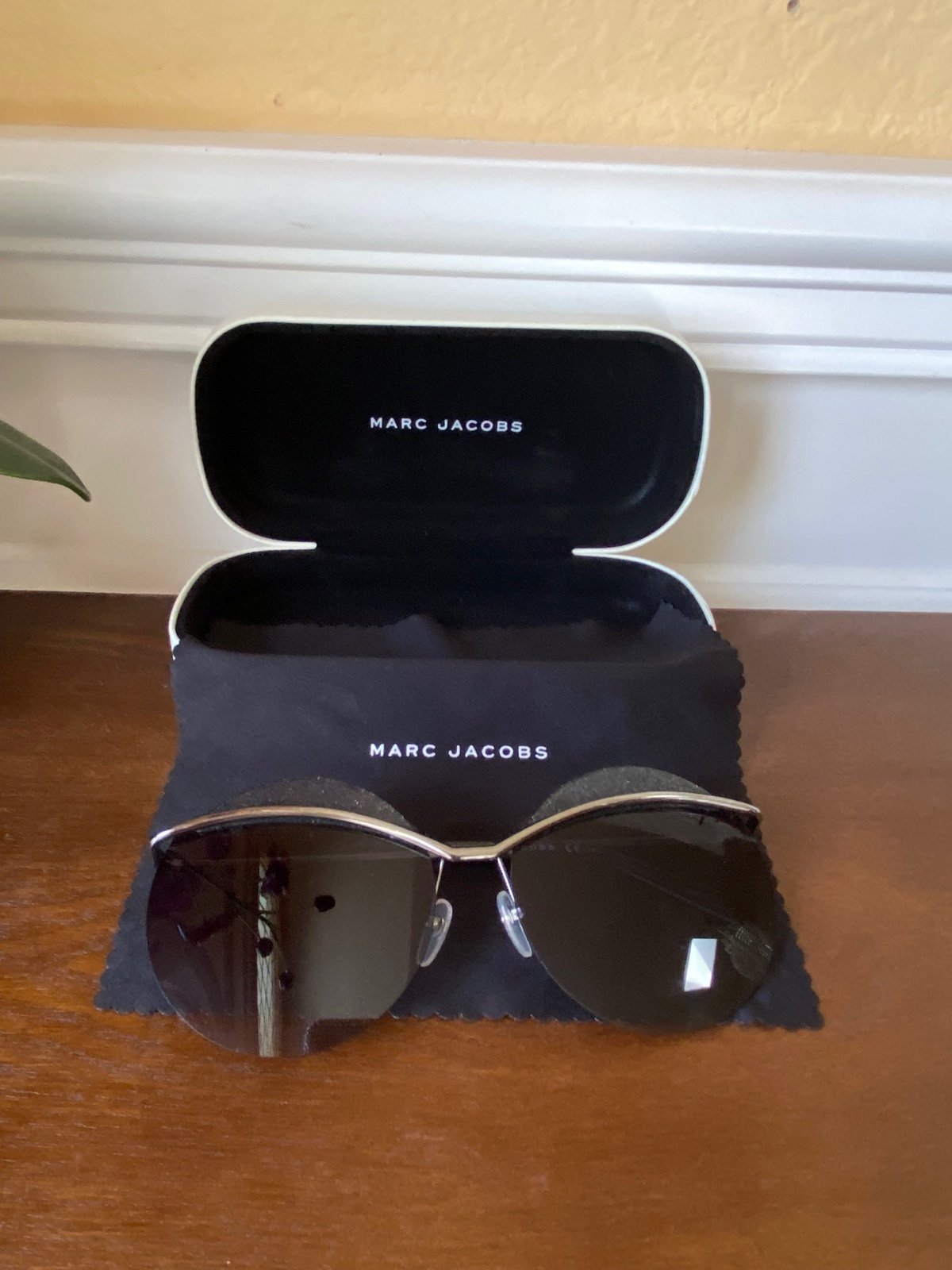 Marc Jacobs Round Frameless Sunglasses