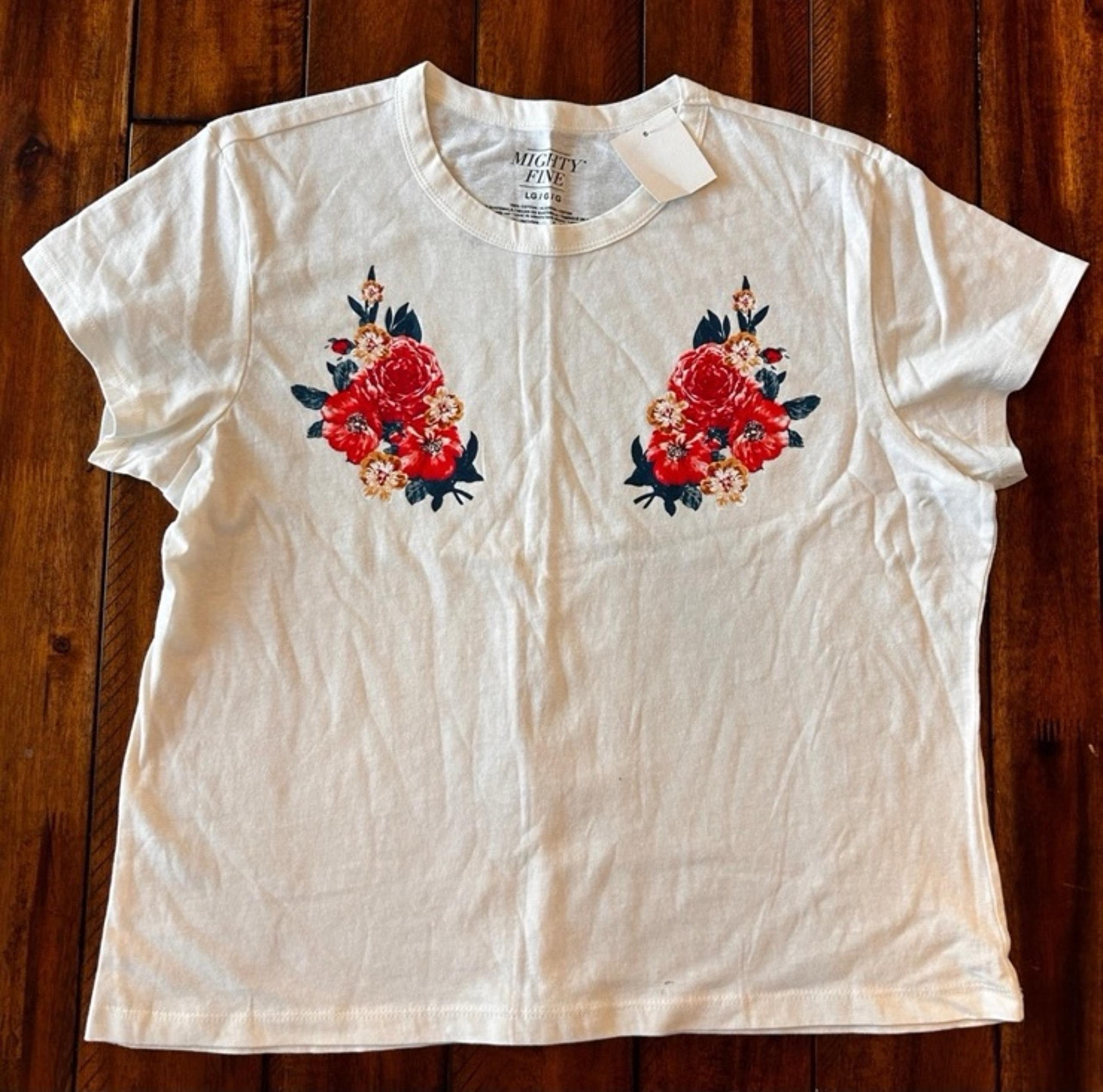 Mighty Fine Flowery Tshirt Womens size Large NWT