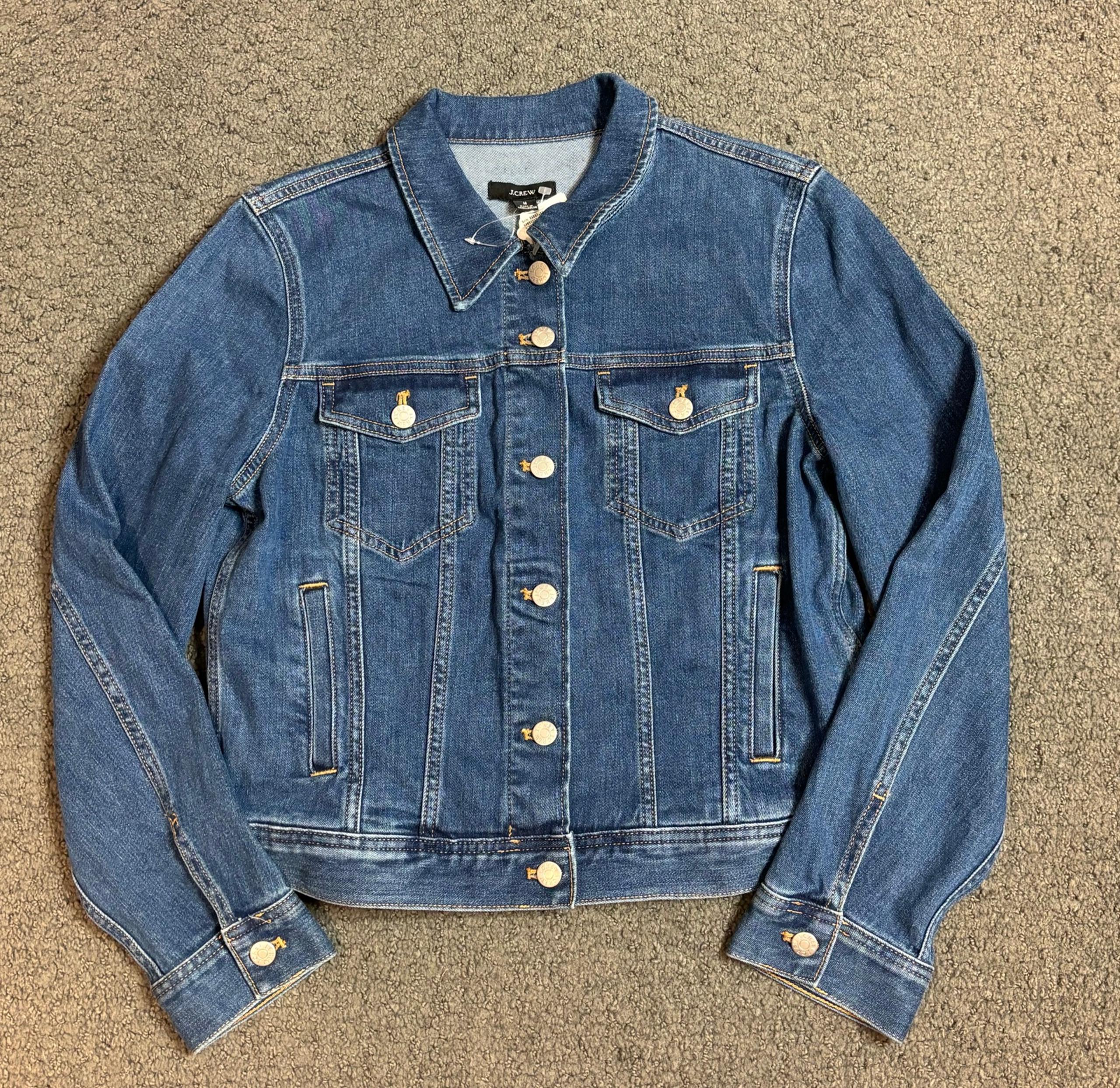 J.Crew Denim Jean Trucker Jacket Women’s Medium Wash M2330 Size Medium New