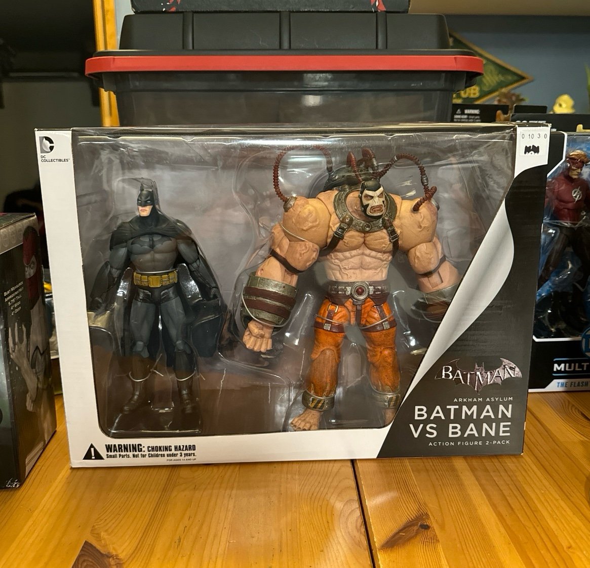 DC Collectibles Batman: Arkham Asylum Action Figure 2-Pack - Batman vs Bane