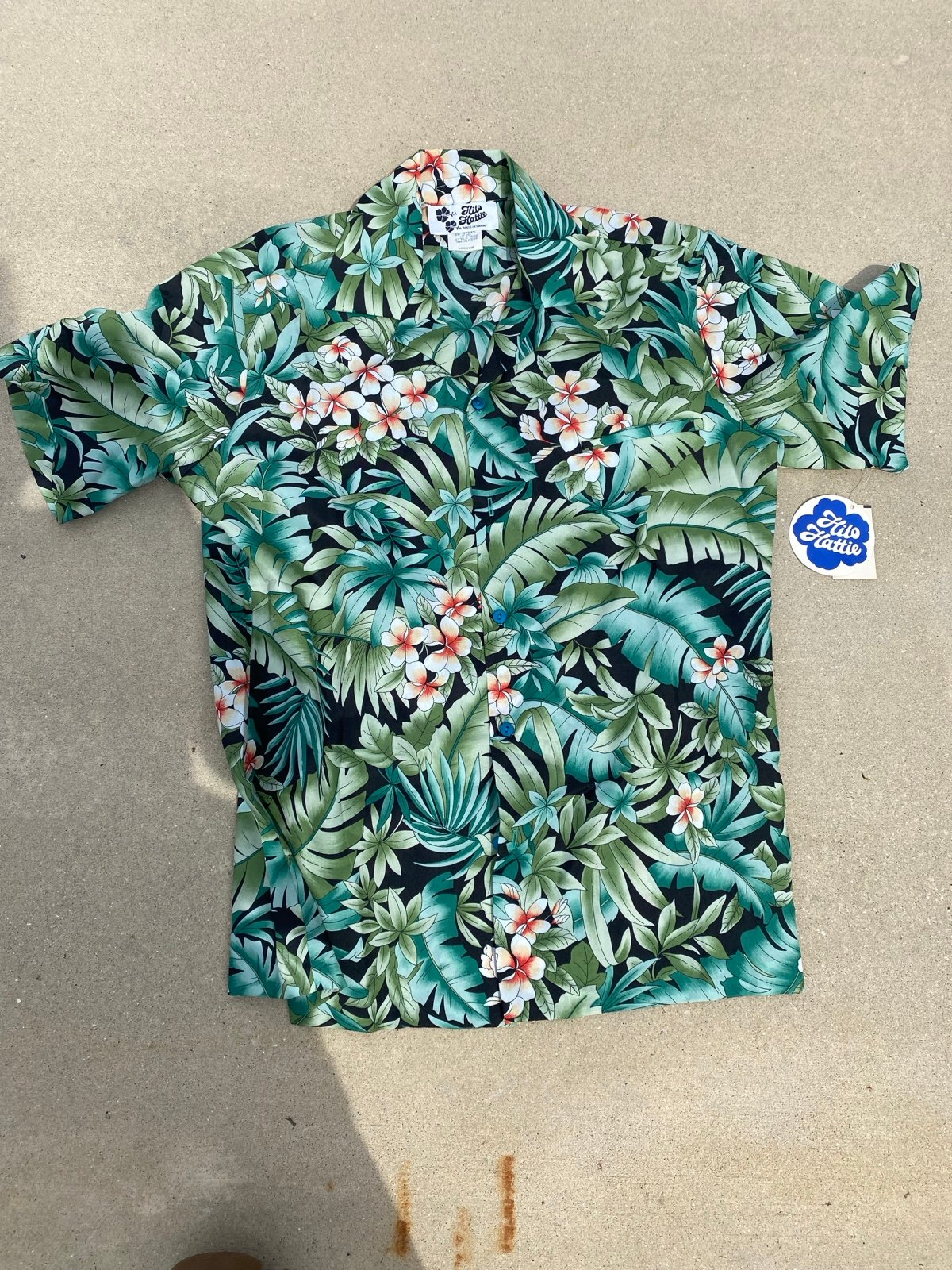 Vintage Deadstock Hilo Hattie Hawaiian shirt
