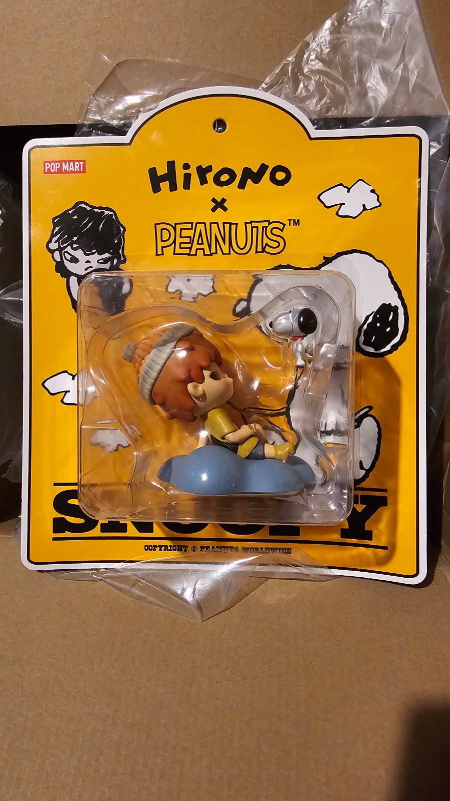 Hirono x Peanuts Snoopy hand card