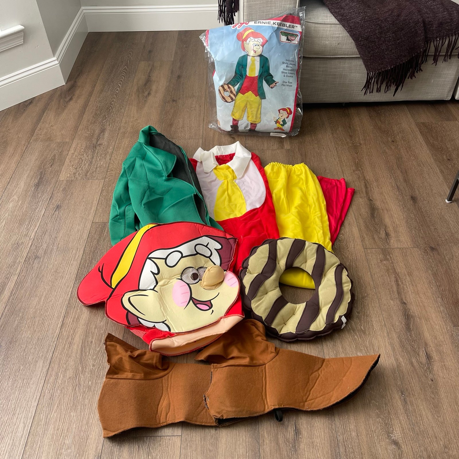 Vintage Kelloggs Ernie Keebler Adult Costume One Size