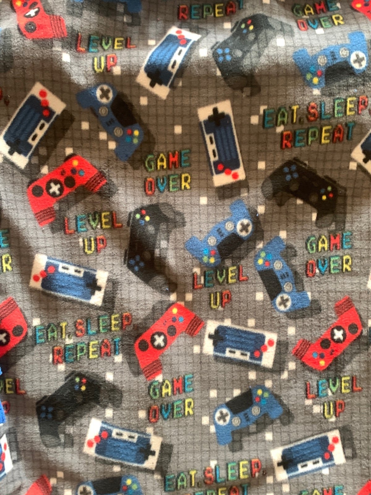 72 x 60 Gamers fleece w/blue fleece