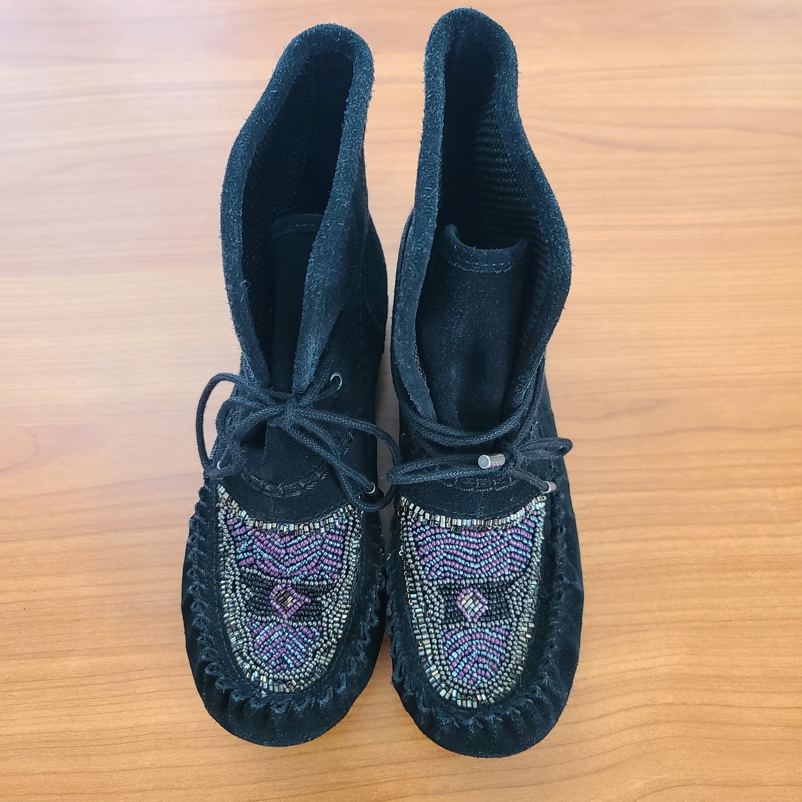 The Sak Helena Moccasin Black Suede Booties Embellished Beaded Boots 6.5
