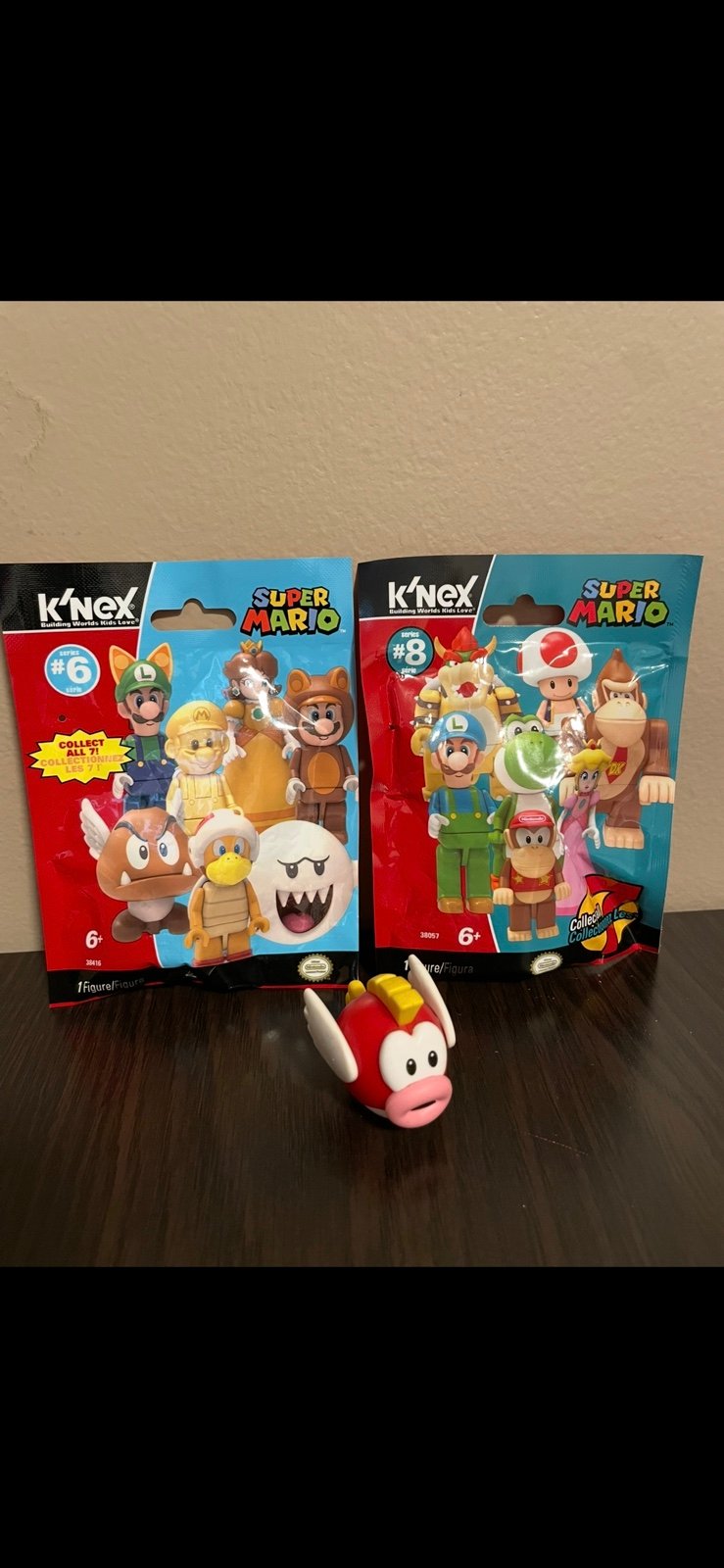 KNEX Golden Mario (Series 6) and Princess Peach (Series 8) *Sealed Brand New