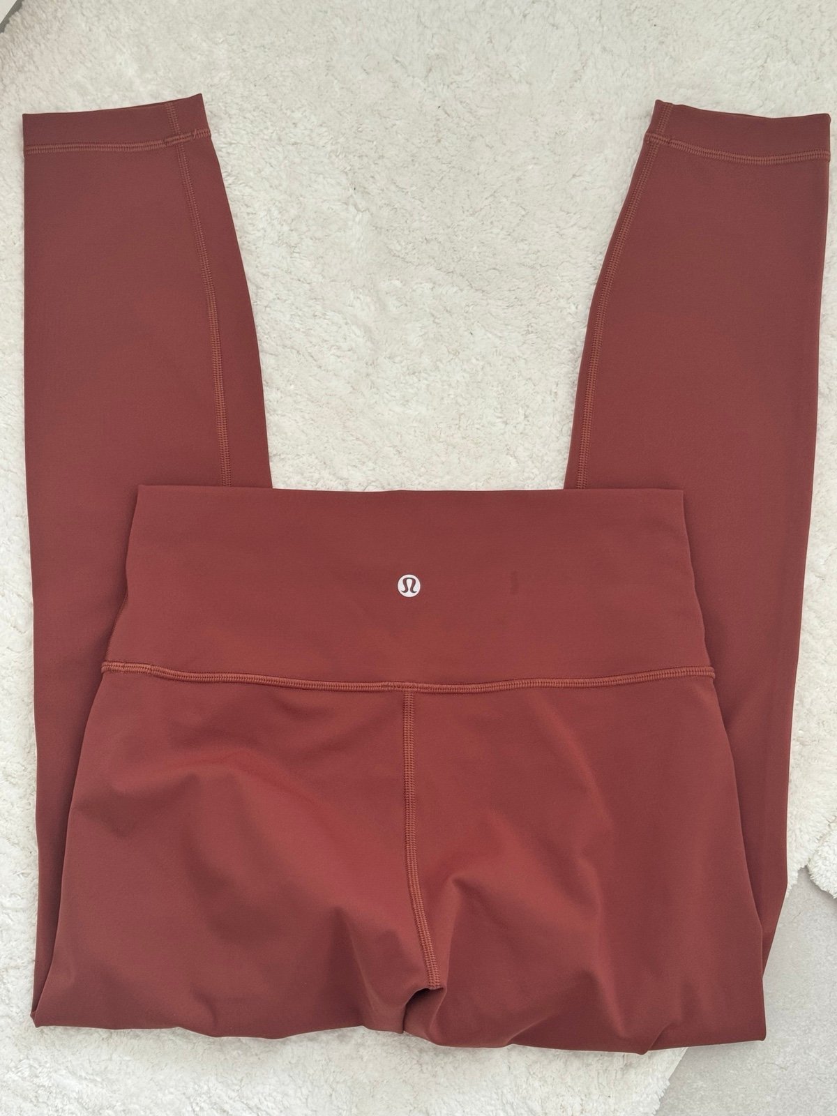 Lululemon Wunder under size 6