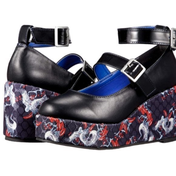 YOSUKE Thick Bottom Belted Pumps Wedge