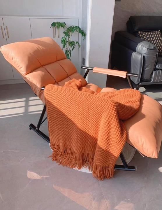 The recliner folds up