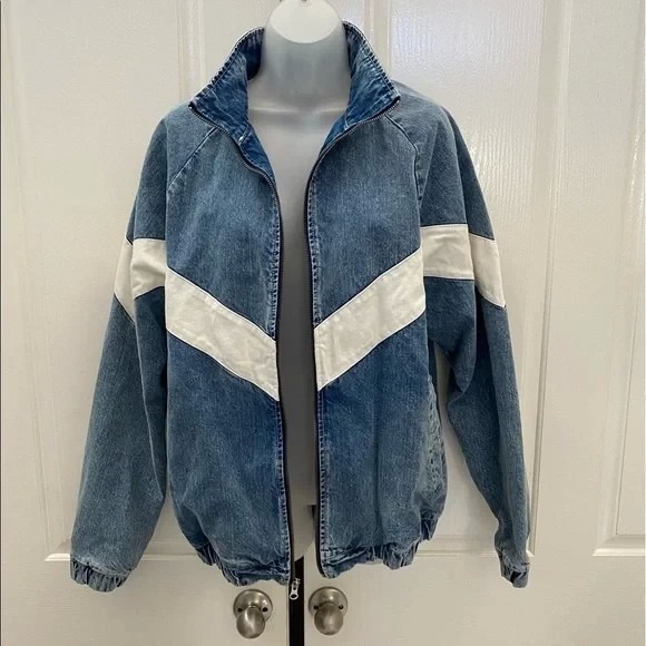 Urban Outfitters Blue/White Denim Jacket S