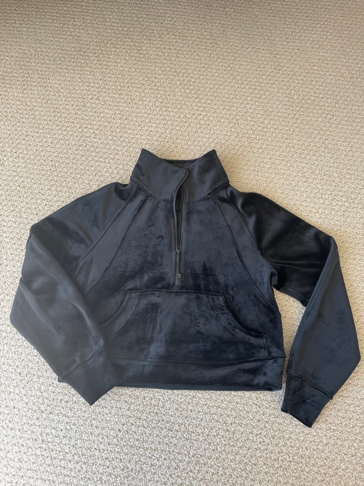 Lululemon Scuba Oversized Funnel Neck half zip in Black velvet, XS/S
