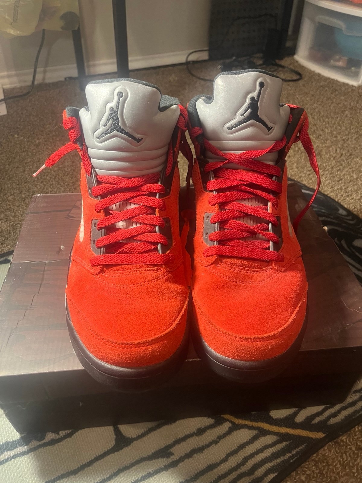 Raging Jordan 5s