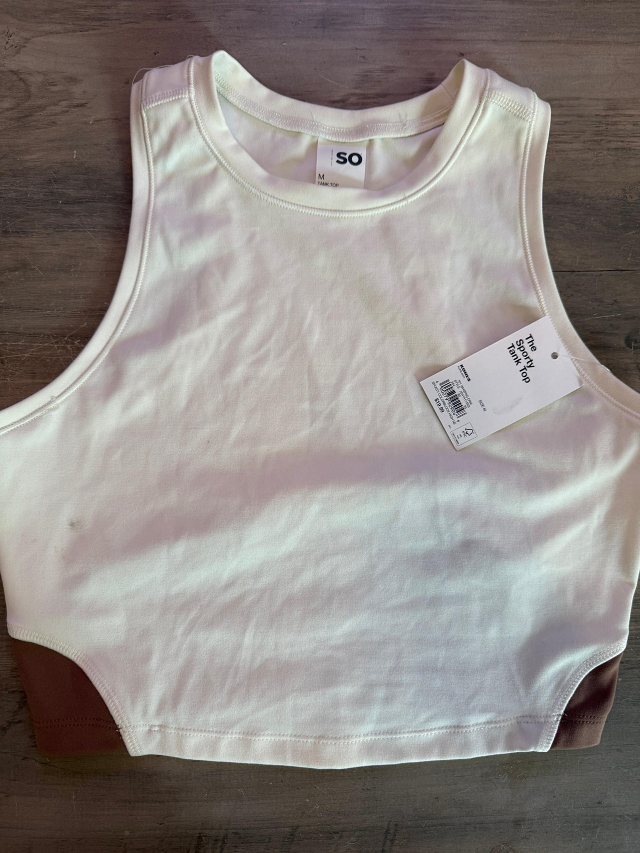 SO The Sporty Tank Top women’s size Medium. NWT