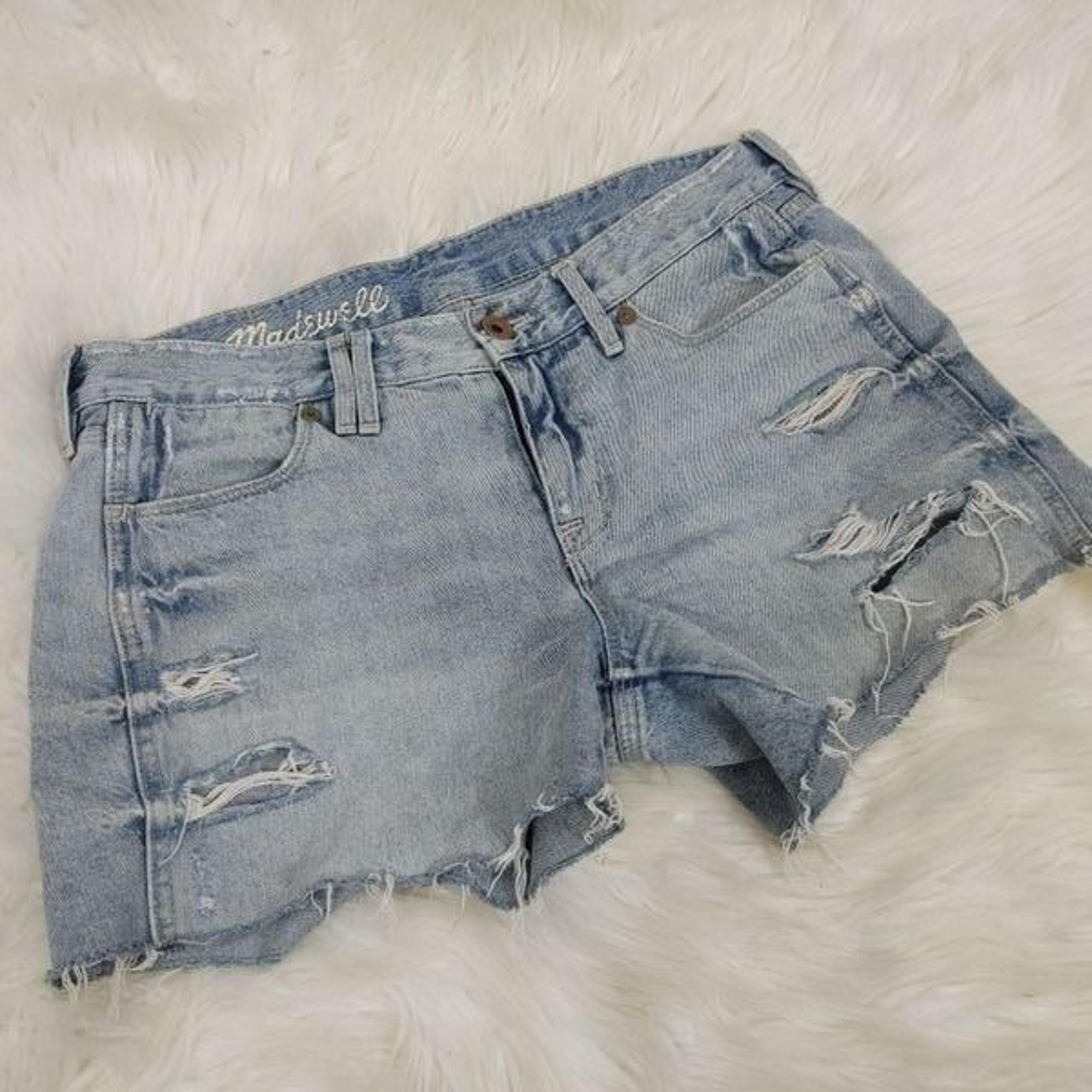 Madewell Women's Size 27" Light Wash Women's Distressed Ripped Torn Denim Shorts