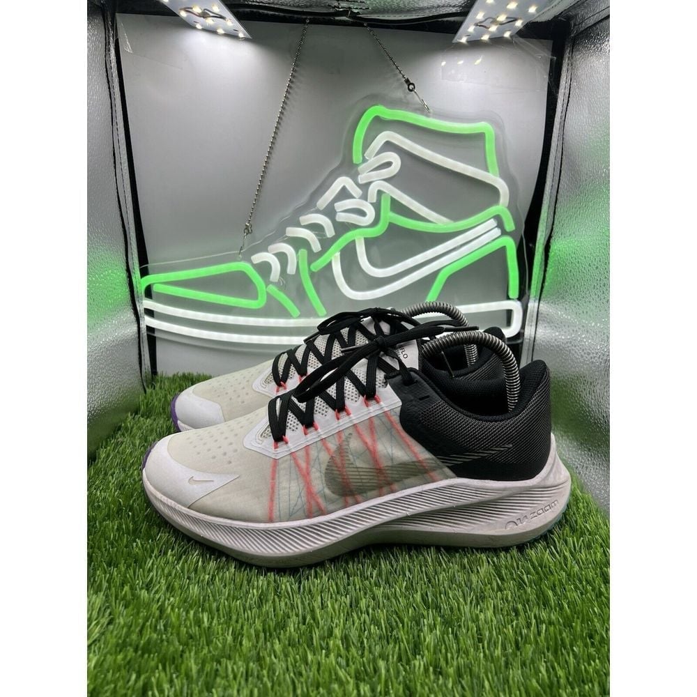 Nike Zoom Winflo 8 White Black 2021 CW3421-103 Women's Size 9