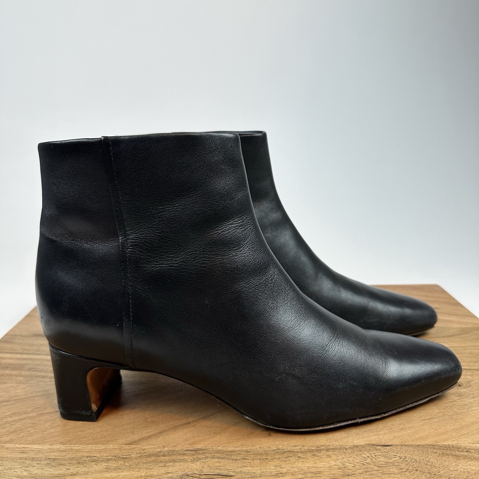 Womens Vince Hilda Black Leather Block Heel Zip Ankle Boots Booties Size 9 M GUC