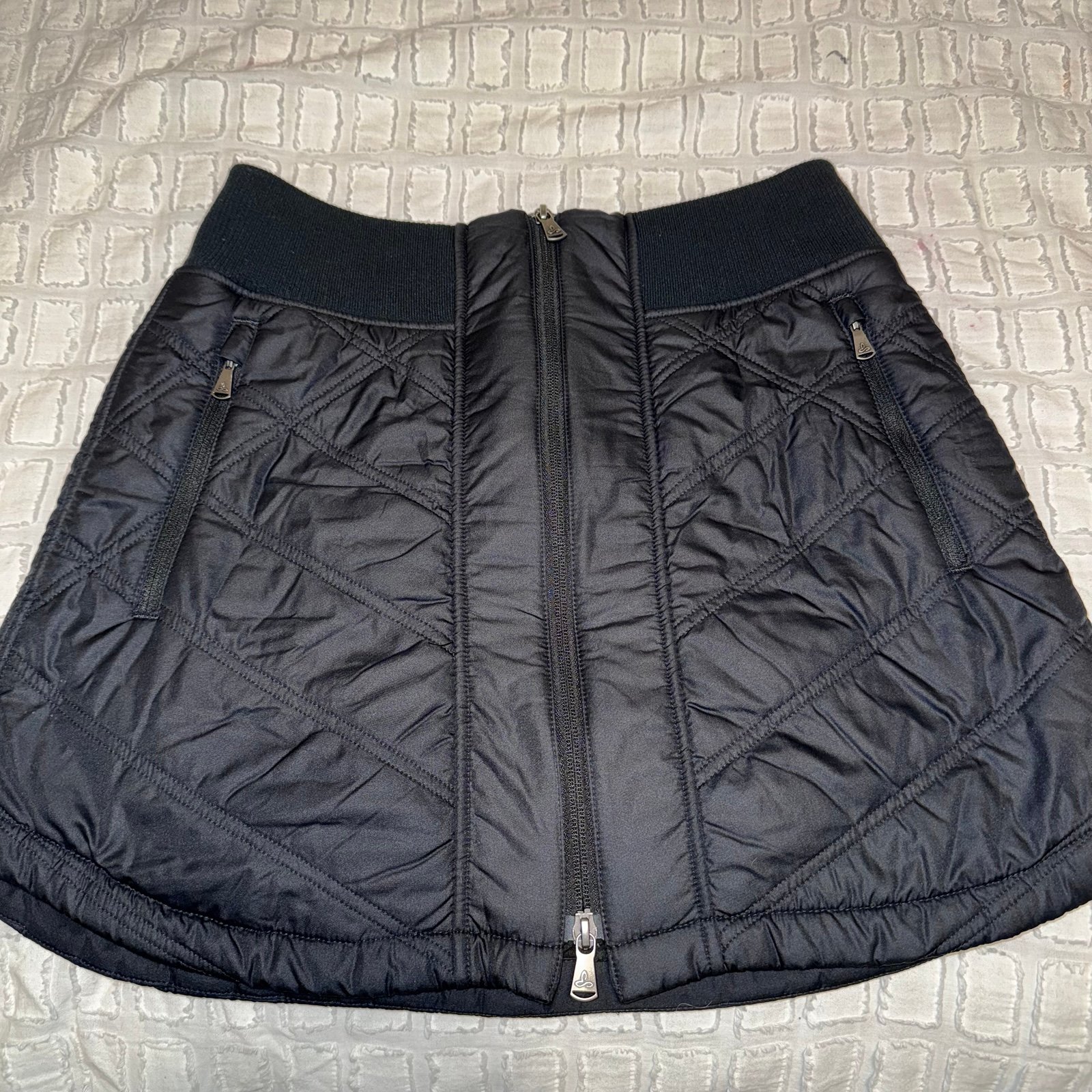 PRANA Black Diva Skirt Water Resistant Quilted Fleece/Sherpa Lined Size Small