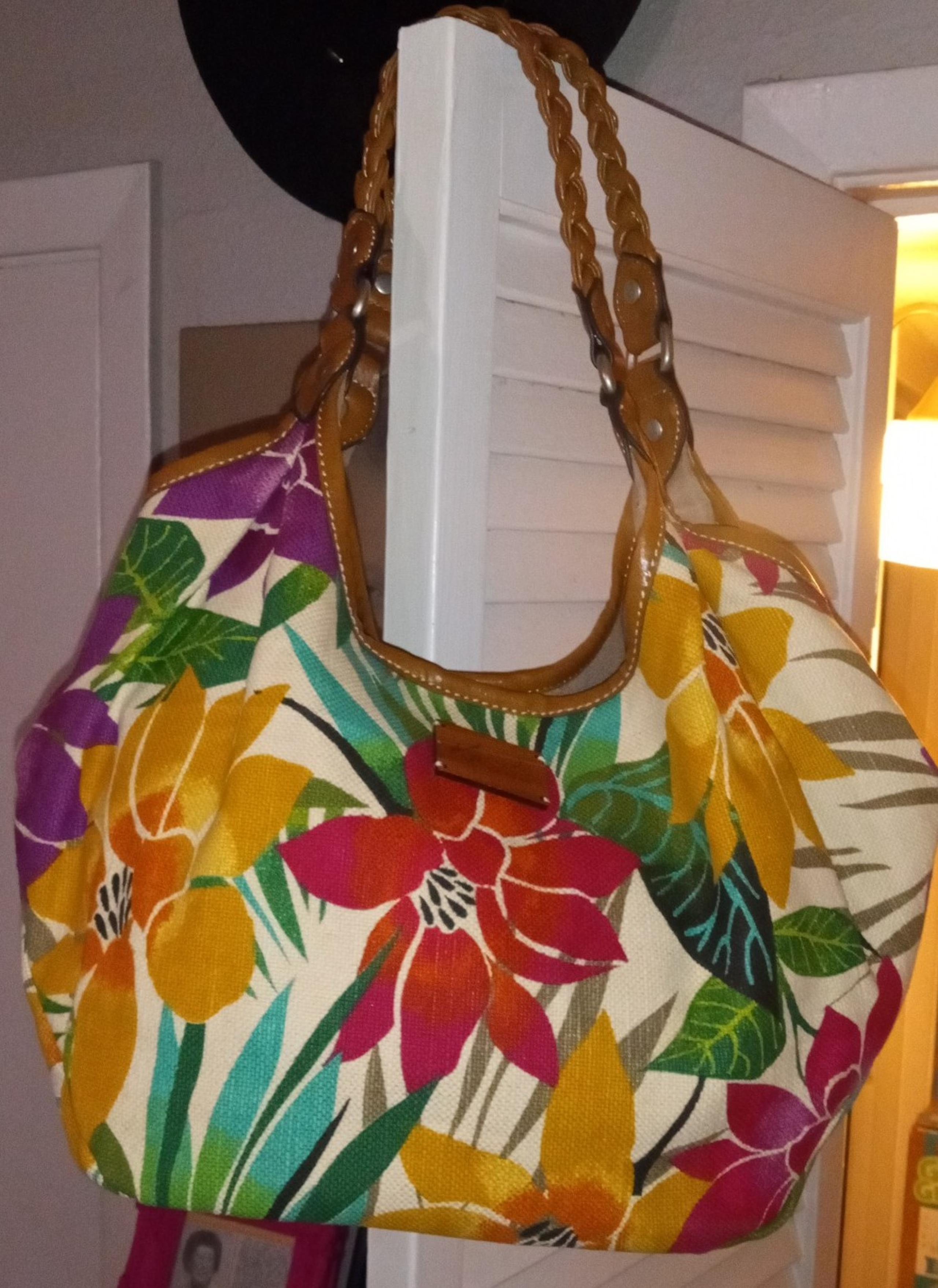 Relic Womens Hobo Handbag Purse Multicolor Floral Inner Pockets Double Handles