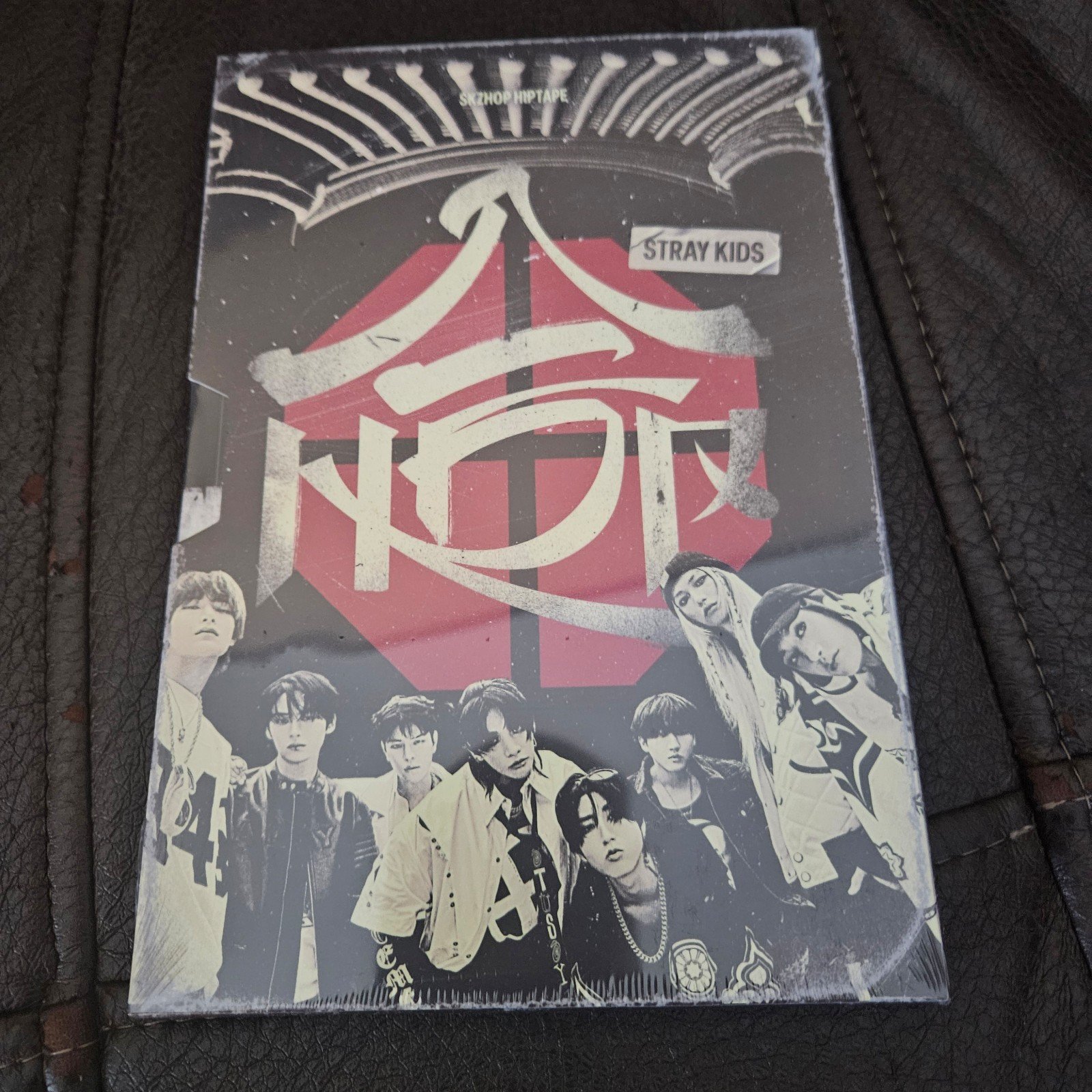 SIGNED! NEW! STRAYKIDS SKZHOP Hiptape Hop Album Version W/ Signed Postcard