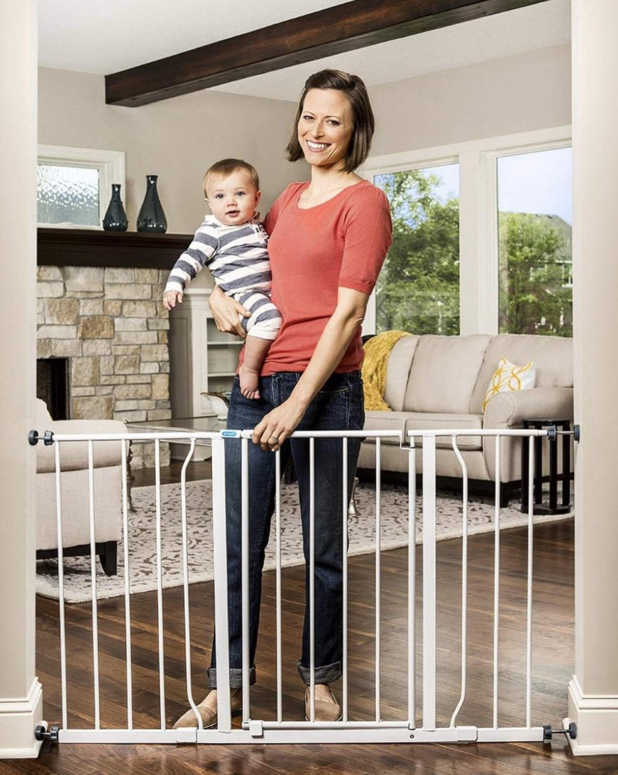 Regalo Easy Open 50” Gate