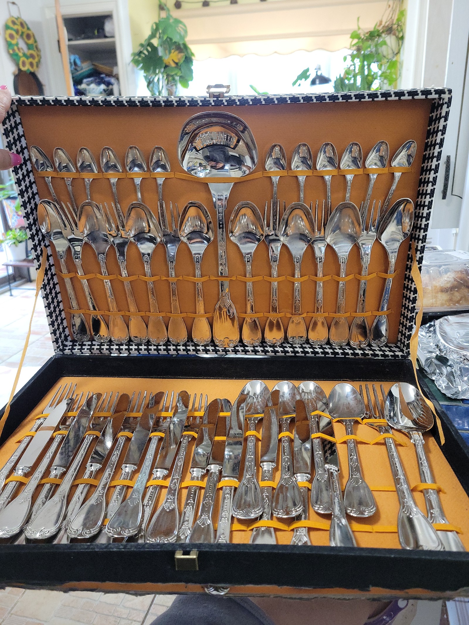 Vintage Cutlery set