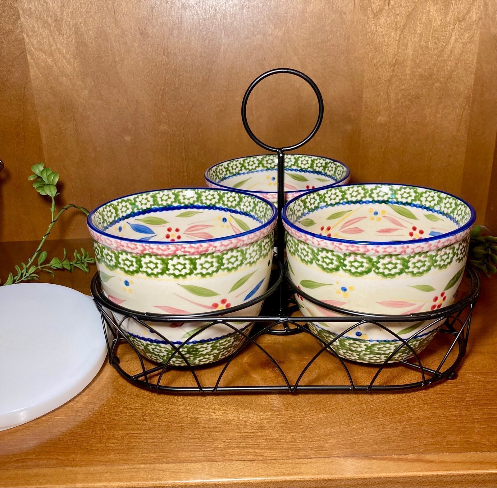 Temptations Old World Blue 3 Bowl Bake Serve Set W/ Wire Caddy & Plastic Covers