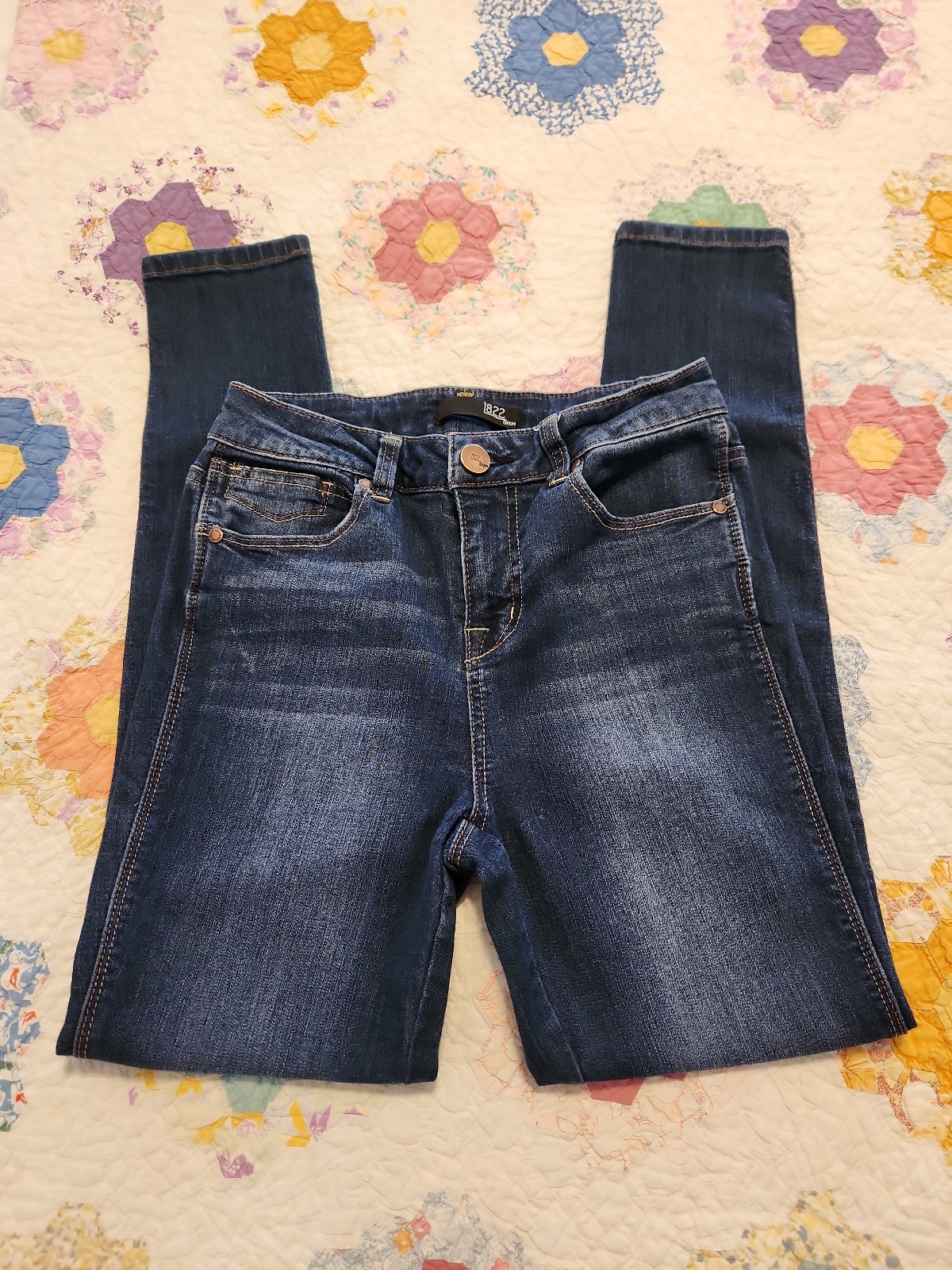 1822 Dark Blue Jean Size 4/27
