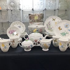 Butterfly Meadow by Lenox - 36pcs pieces of Vintage Dinnerware