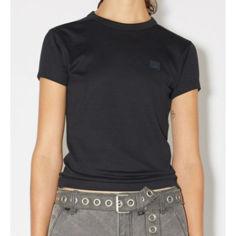 ★送料・関税込★Acne Studios★CREW NECK SHORT SLEEVE T SHIRT Acne Studios - Crew neck t-shirt - Relaxed unisex fit