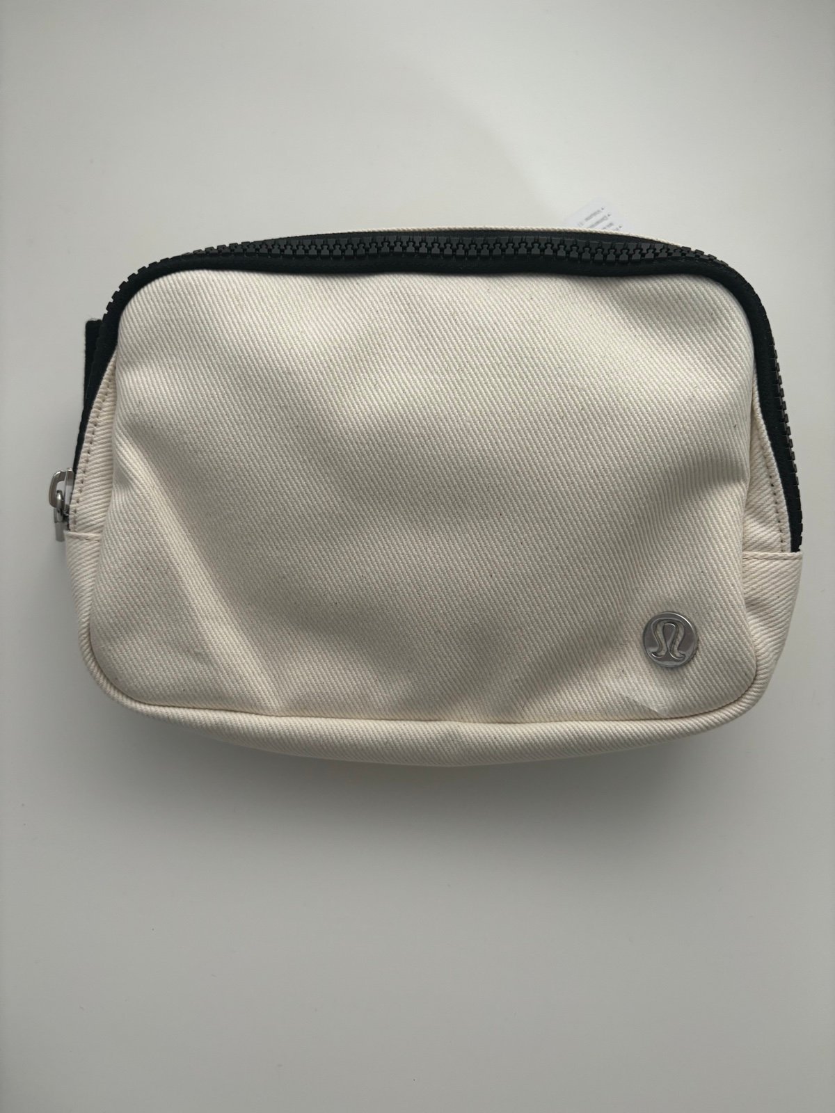 Lululemon Everywhere Belt Bag 1L