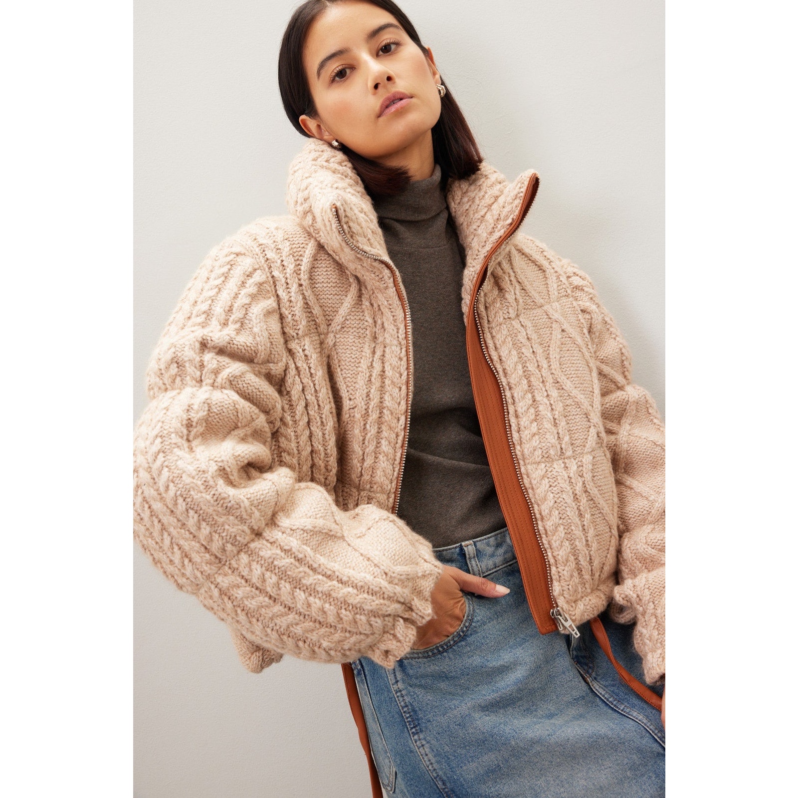 Blank NYC Short List Cream Cable Knit Zip Up Puffer Jacket Size Small