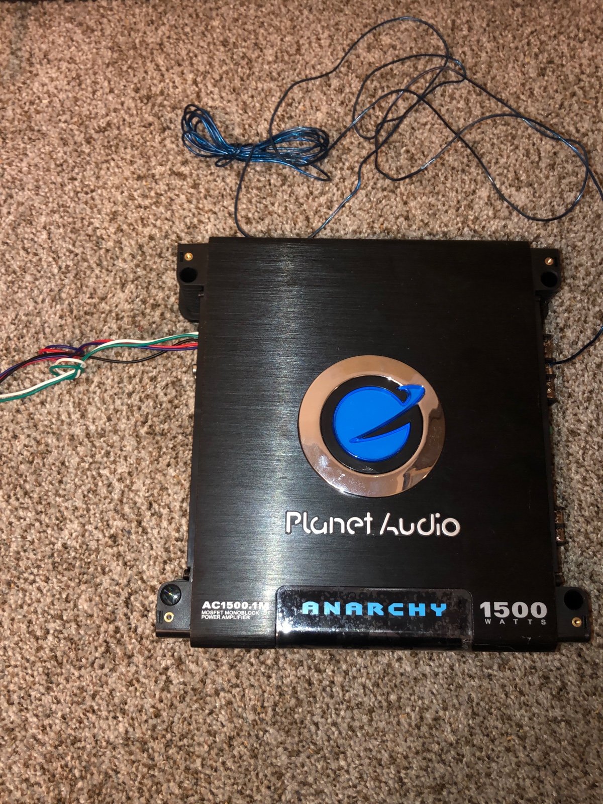 Planet Audio mono 1500W amp